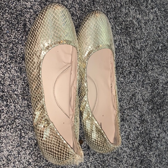 Shoes - Picture 2 of 3